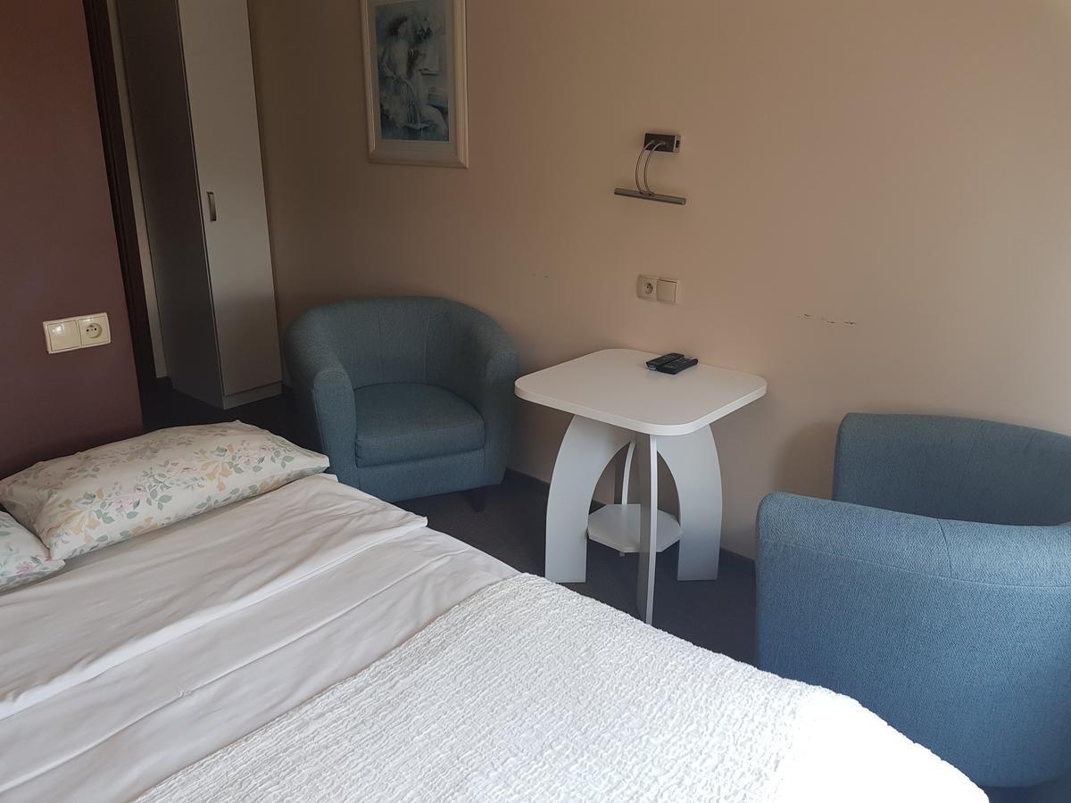 Pokoje Goscinne Stare Miasto  Exterior foto